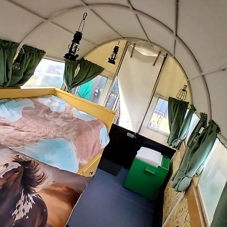 De Huifkar, Trekkershut Bij Sneek Hotel Hommerts Екстериор снимка