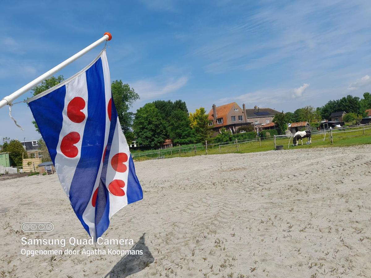 De Huifkar, Trekkershut Bij Sneek Hotel Hommerts Екстериор снимка